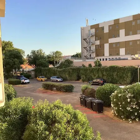 Pansiyon L'hospitalite Nîmes